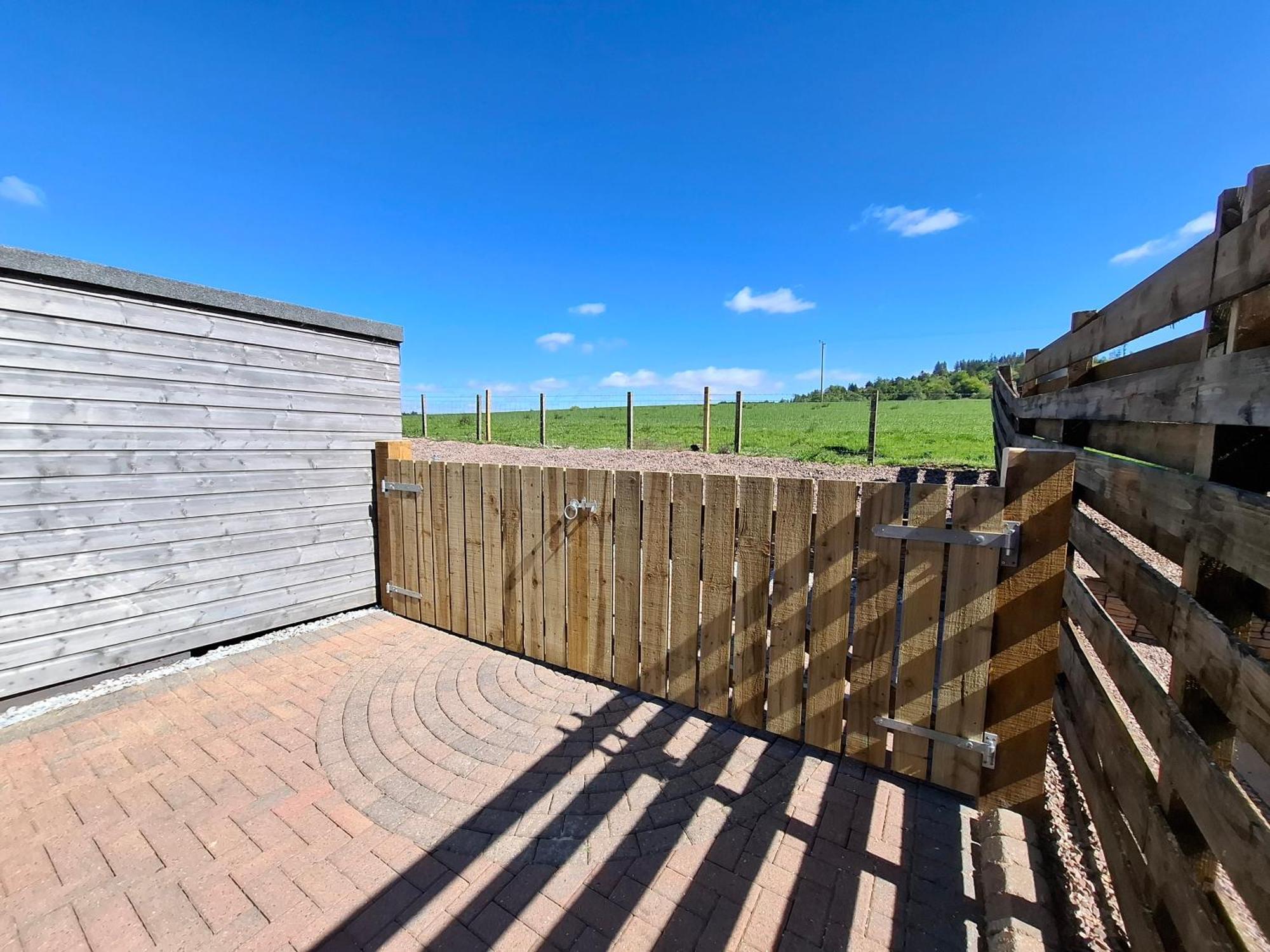 Cairnyard Lodges - Woodrow Beeswing Exterior photo